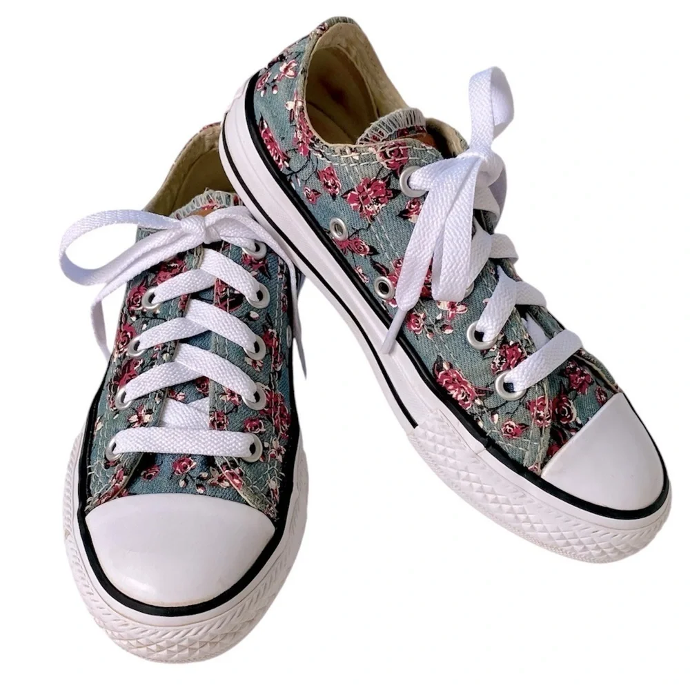 CONVERSE ALL STAR Sneakers Chuck Taylor Lace up Blue Pink Floral Youth Size 12